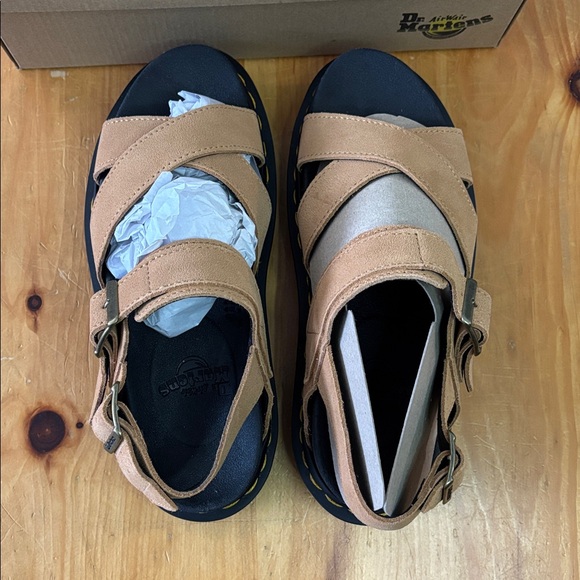 Sale! 🖤Size 8 - NWT: DR. MARTENS - Women's VOSS II Sandals - Picture 8 of 15